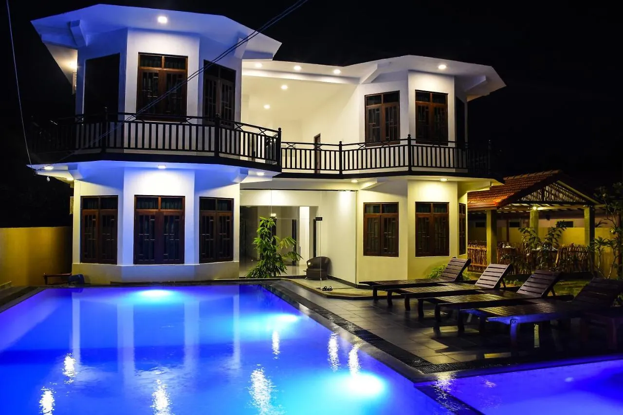 Aqua Glory Hotel Negombo