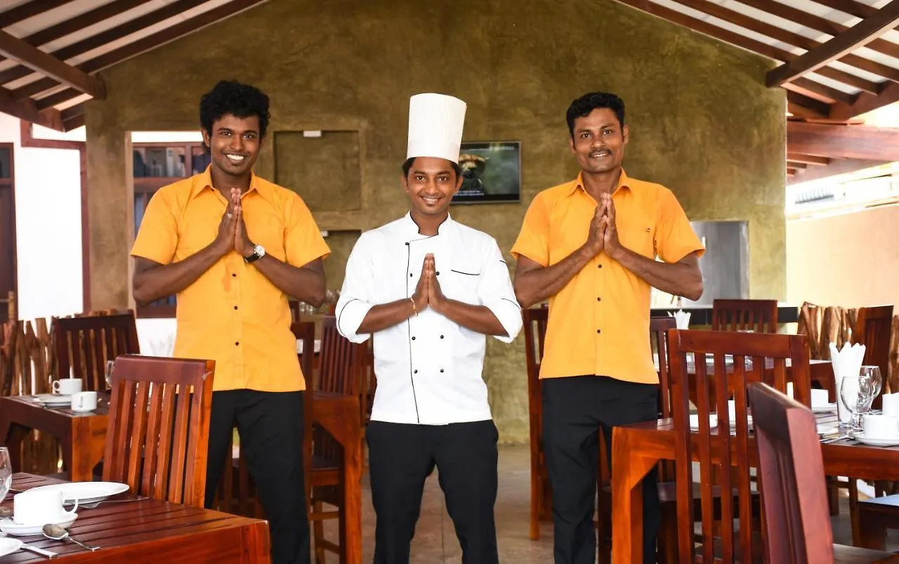 Aqua Glory Hotel Negombo 3*,  Sri Lanka
